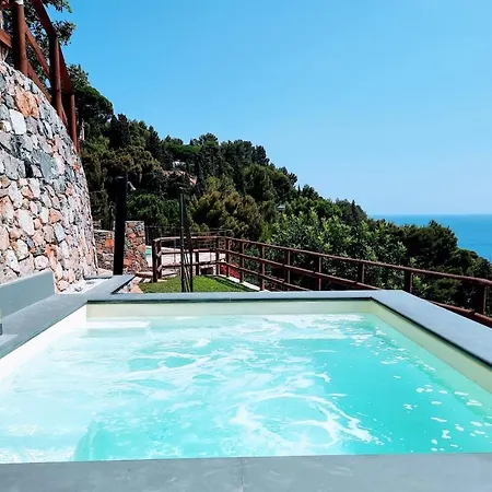 La Sterlizia Di Santa Croce Resort Alassio