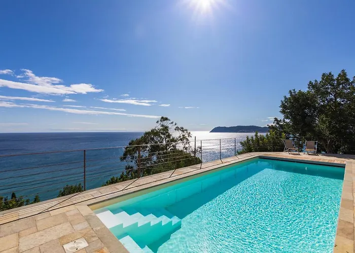 Semesteranläggning (resort) La Sterlizia Di Santa Croce Alassio