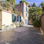 La Sterlizia Di Santa Croce Alassio